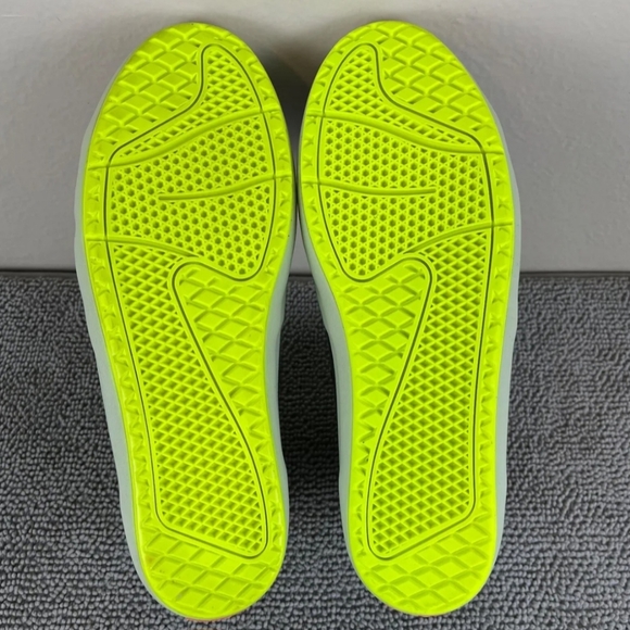 New! VANS Lizzie Sneakers Skate Shoes Gray/Multi Color Men's 3.5/Womens 5 - Picture 5 of 8